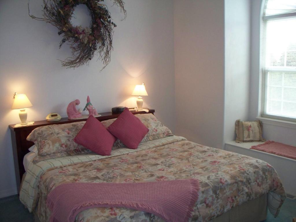 River Cove Elegant Waterfront Bed & Breakfast Post Falls Szoba fotó